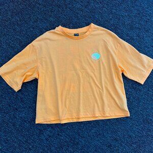 4F Oversized Boxy Quarter Sleeve Tee Shirt in Orange